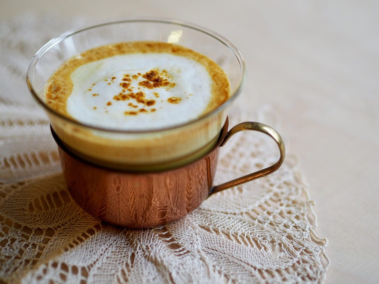 Leche Dorada (Latte de Cúrcuma): Bebida caliente ayurvédica con efecto antiinflamatorio (Receta)